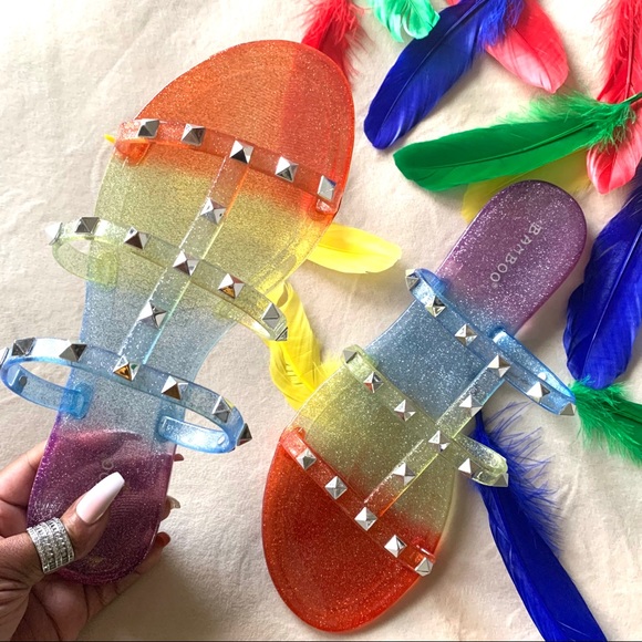 bamboo jelly sandals studded